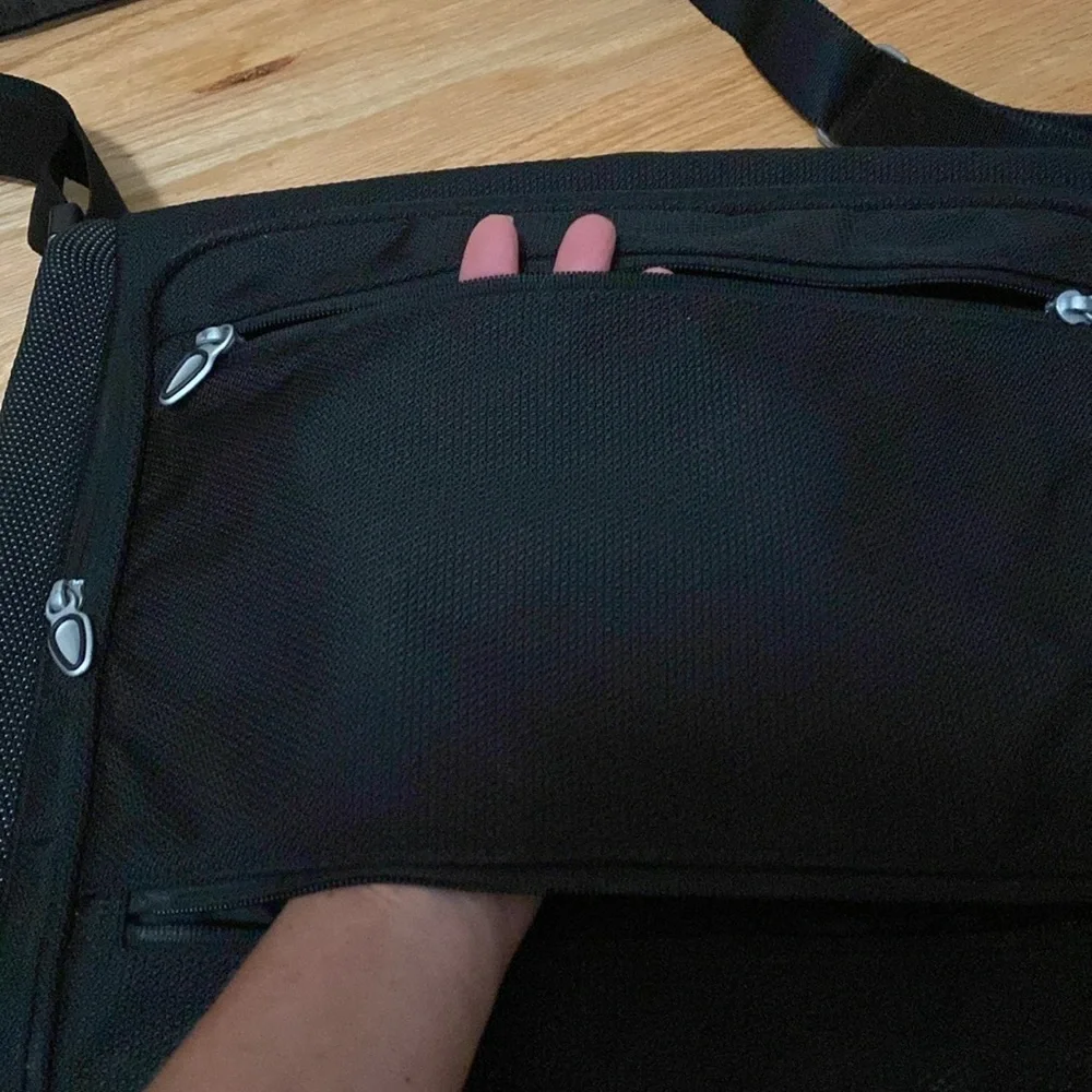 Tumi shoulder strap